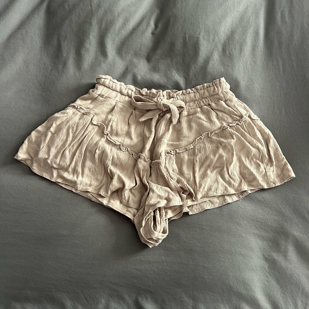 Rewash High Waist Tan Ruffle Shorts